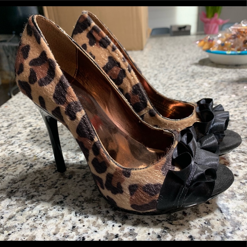 New Cheetah Carlos Santana Heels